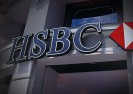 Obawy o masowe zamknięcia kont. HSBC ogranicza wypłaty gotówkowe.