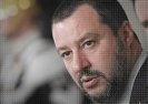 Salvini: Hipokryta Macron powinien albo się zamknąć, albo otworzyć granice.