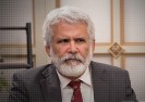Wynalazca szczepionek mRNA wskazuje na wzrost zakażeń Covid w krajach gdzie zaszczepiono najwyższą ilość osób.
