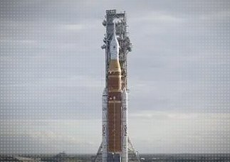 NASA rozpoczyna program budowy bazy na księżycu.