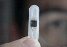 BBC promuje wszczepiane czipy z „elektronicznym portfelem”.