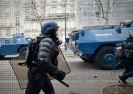 Europejska Armia pacyfikuje zamieszki w Paryżu.