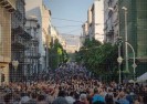 W odpowiedzi na wykluczenie niezaszczepionych z życia publicznego Grecy organizują masowe protesty.