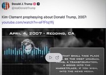 Trump dzieli się zielonoświątkową przepowiednią sprzed 20 lat.